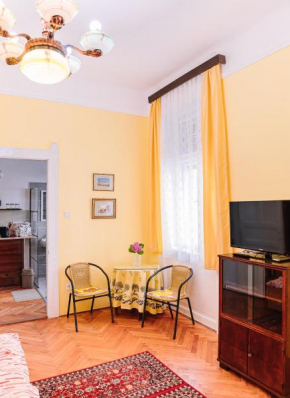 Hilda Central Apartment